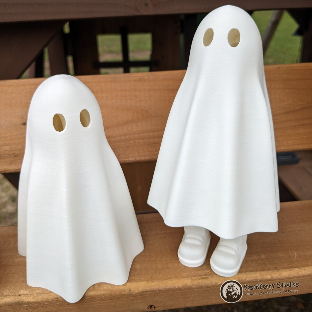 Ghost with Sneakers | ZOU3D | Halloween Décor | Home | Gifts